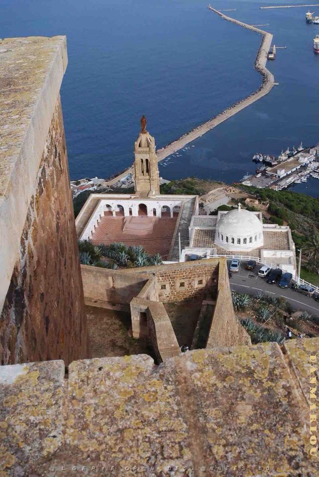 ORAN Santa Cruz depuis le fort.jpg